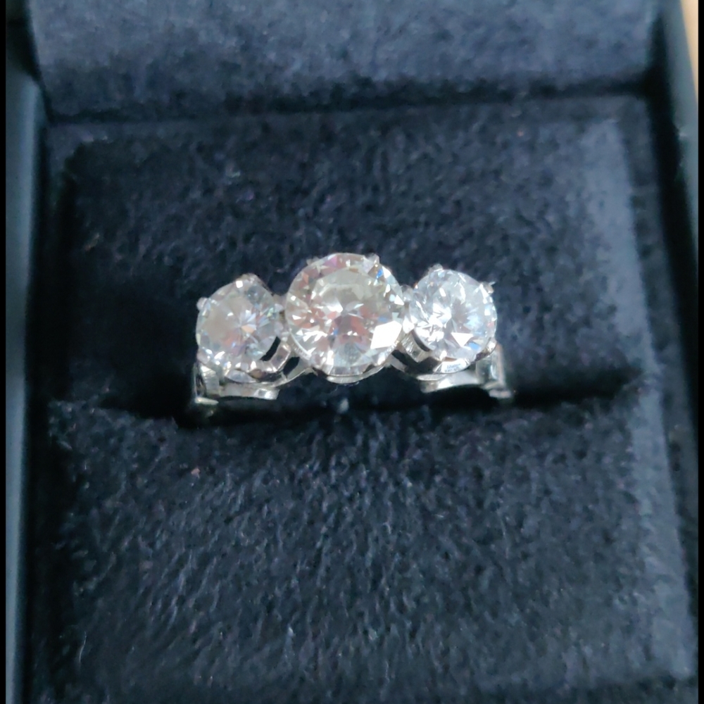 Vintage silver plated cz ring